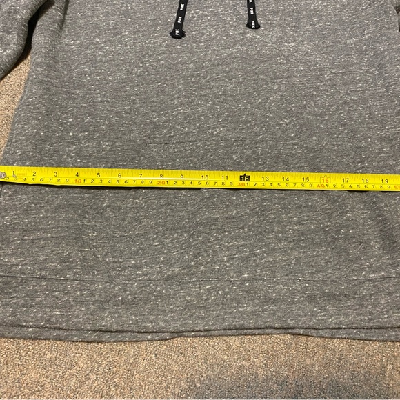 Victorias Secret PINK Hoodie Adult Gray Plaid Sherpa Lined Hood Spell Out Medium - Picture 5 of 9